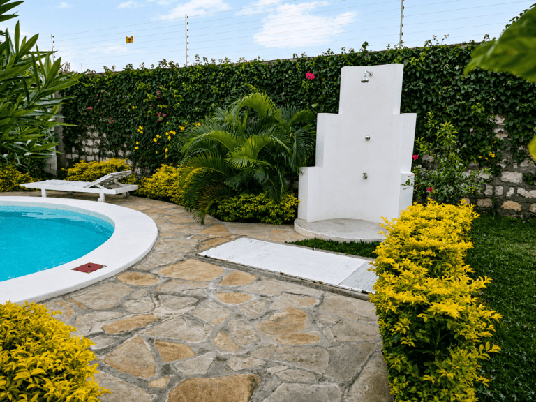 villa verona swimmingpool watamu 4